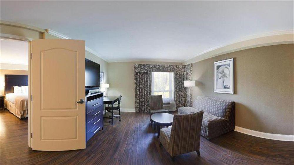 Holiday Inn Macon North By Ihg Екстериор снимка