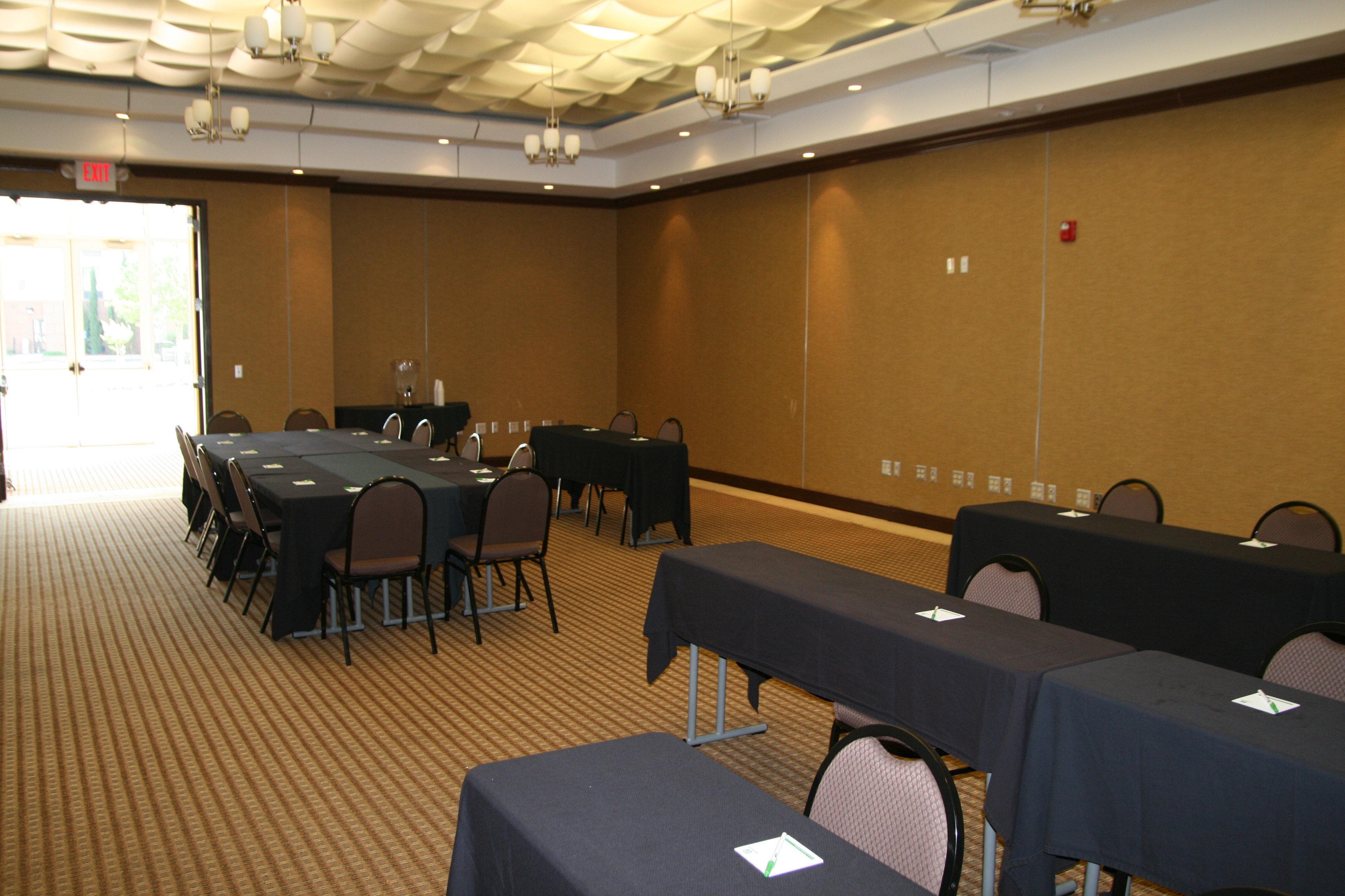 Holiday Inn Macon North By Ihg Екстериор снимка