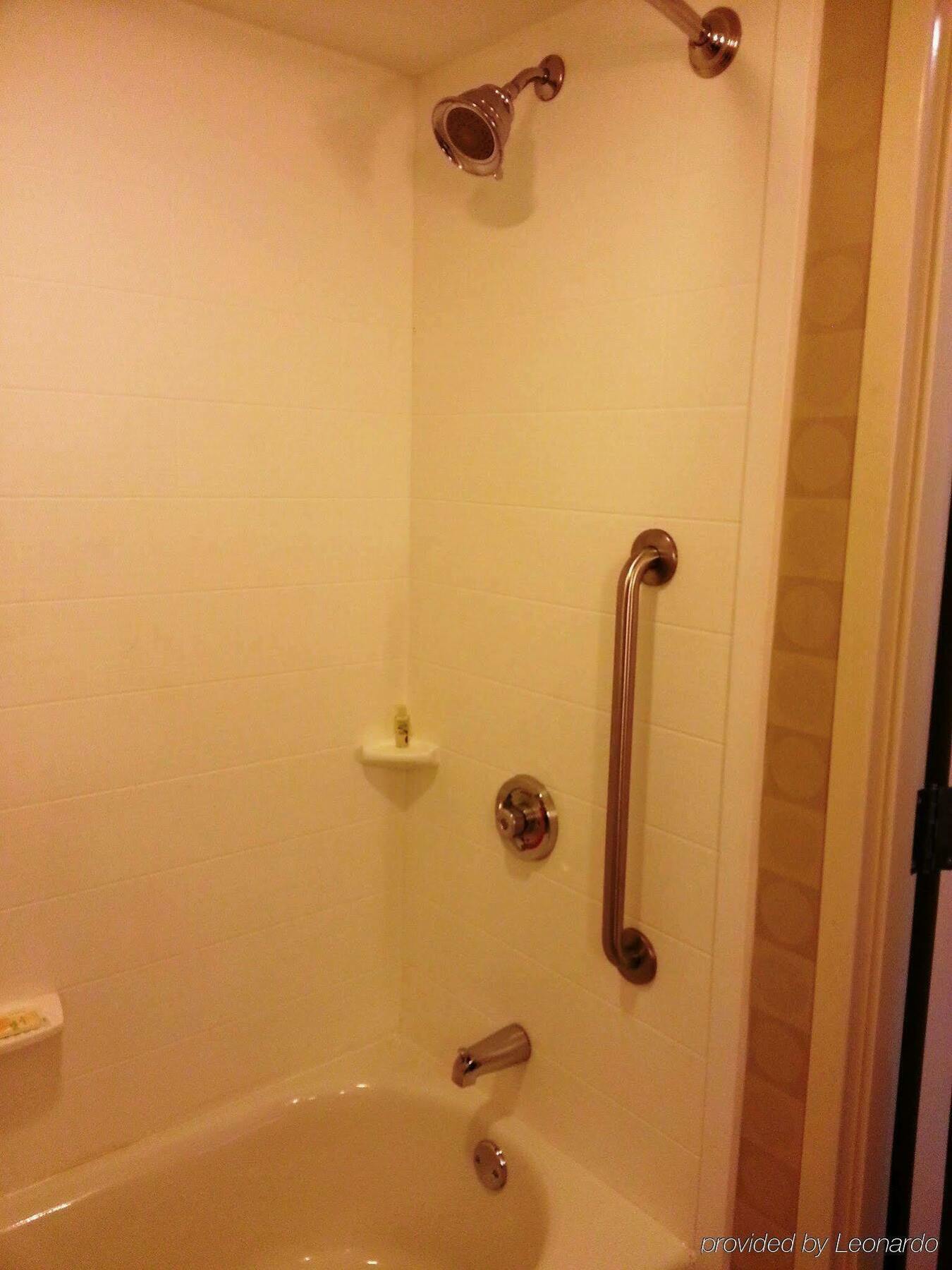 Holiday Inn Macon North By Ihg Екстериор снимка